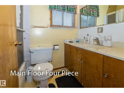 10512 55 AV NW photo 13