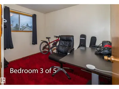 10512 55 AV NW photo 17