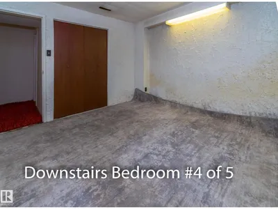 10512 55 AV NW photo 23