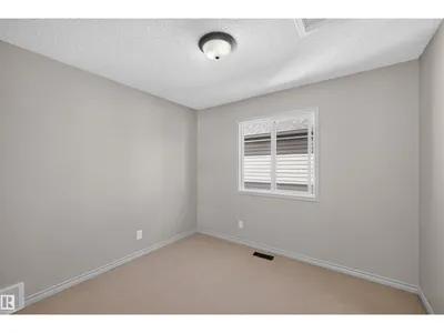 6116 8 AV SW photo 10