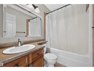 6116 8 AV SW photo 12