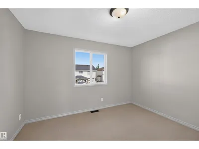 6116 8 AV SW photo 14