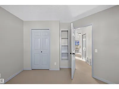 6116 8 AV SW photo 15