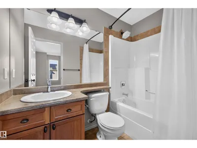 6116 8 AV SW photo 20