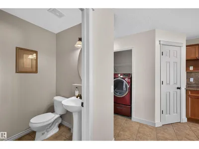 6116 8 AV SW photo 38