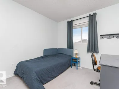 12059 19 AV SW photo 28