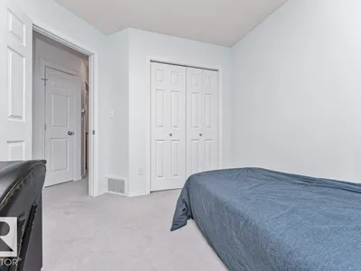 12059 19 AV SW photo 29