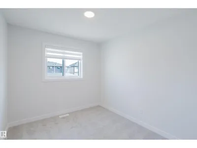 307 BRAE WY photo 36