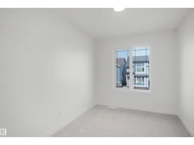 21219 25 AV NW photo 19