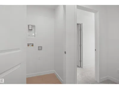 21223 25 AV NW photo 26