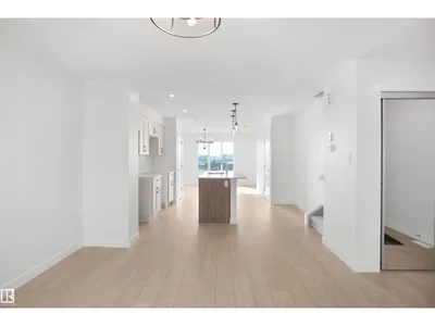 21223 25 AV NW photo 6