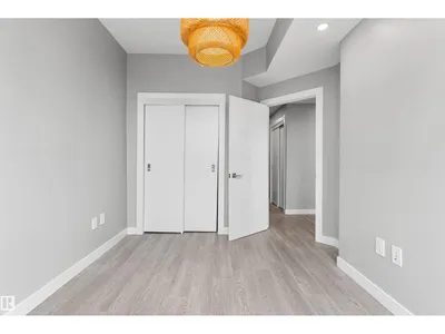 #702 10180 103 ST NW photo 32