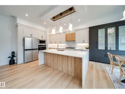 #42 20425 93 AV NW photo 21