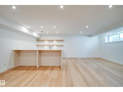 #42 20425 93 AV NW photo 46
