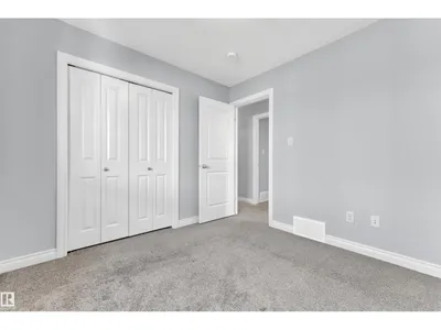 4359 126 AV NW photo 27