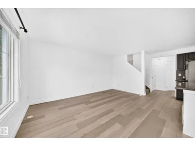 16524 135 ST NW photo 17