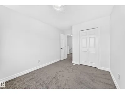 16524 135 ST NW photo 30