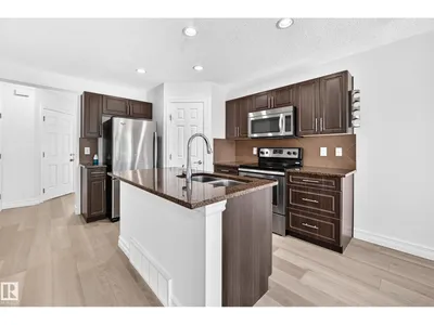 16524 135 ST NW photo 6