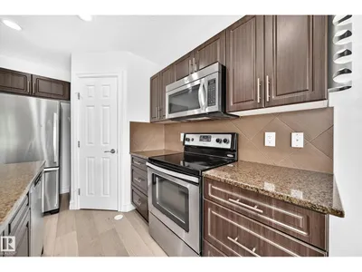 16524 135 ST NW photo 9