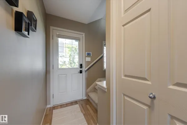 2879 23 ST NW photo 3