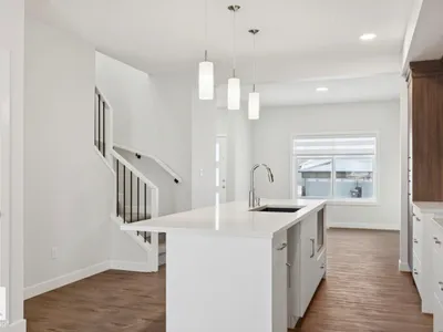 1081 BERG PL photo 10