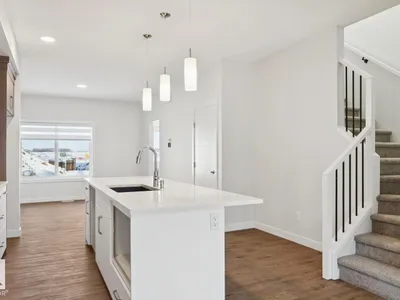 1081 BERG PL photo 16