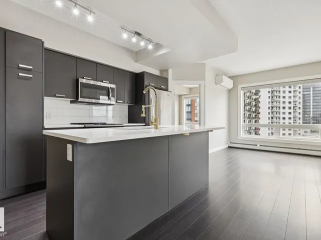 #904 10410 102 AV NW, Edmonton