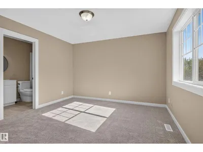 #22 8304 11 AV SW photo 22