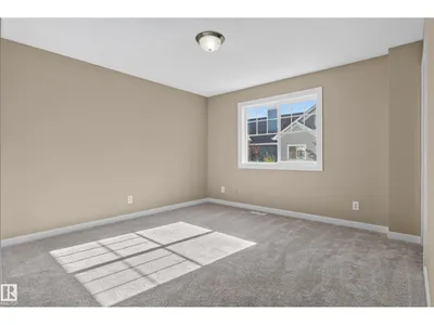 #22 8304 11 AV SW photo 20