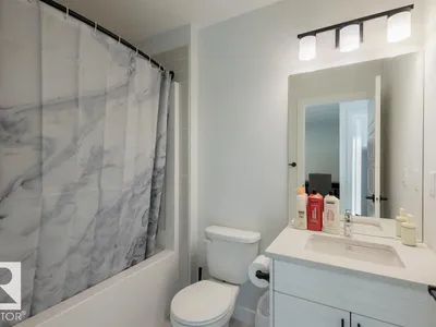22519 88 AV NW photo 12