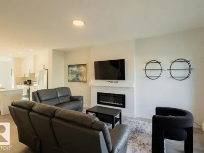 22519 88 AV NW photo 7