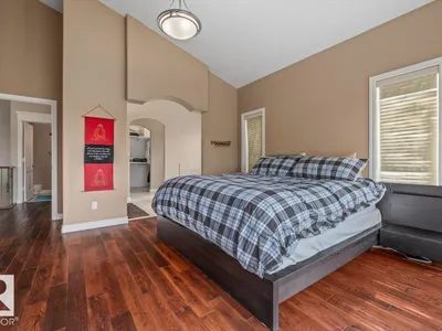 215 WESTERRA PT photo 35