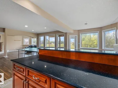 215 WESTERRA PT photo 51