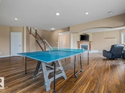 215 WESTERRA PT photo 45