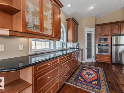 215 WESTERRA PT photo 30
