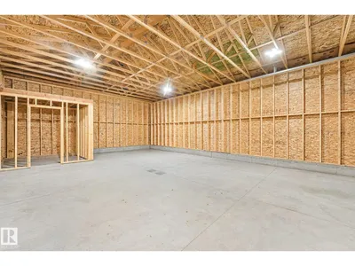 3963 57 ST NW photo 46