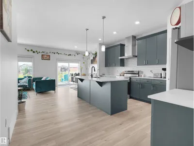 4615 175 AV NW photo 21