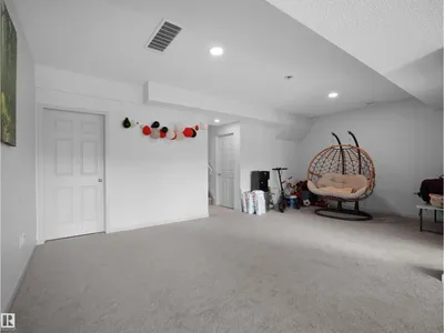4615 175 AV NW photo 56