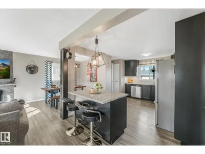 14115 70 ST NW photo 18