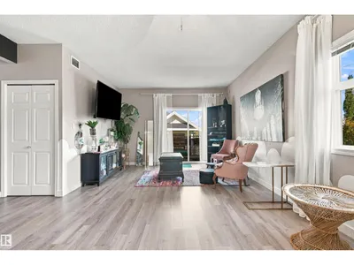 #73 3040 SPENCE WD SW photo 18