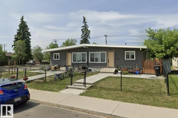 7604 7606 75 ST NW photo 3