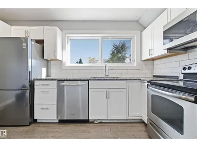 13223 85 ST NW photo 6