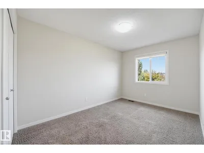 12250 173A AV NW photo 24