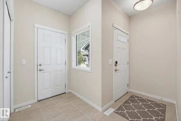 12250 173A AV NW photo 3
