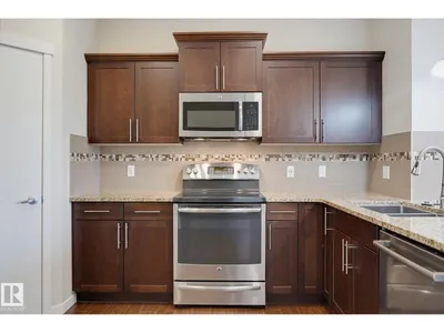 12250 173A AV NW photo 5