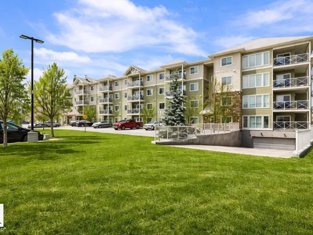 #103 12660 142 AV NW, Edmonton