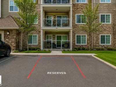 #103 12660 142 AV NW photo 32