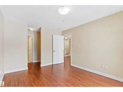 #103 12660 142 AV NW photo 18