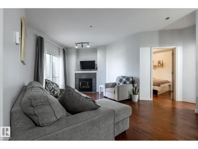 #217 10235 112 ST NW photo 35