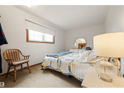 704 WARWICK RD NW photo 17